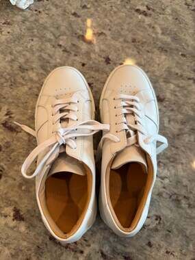 GREATS Women's Royale 2.0 Leather Sneakers in Blanco